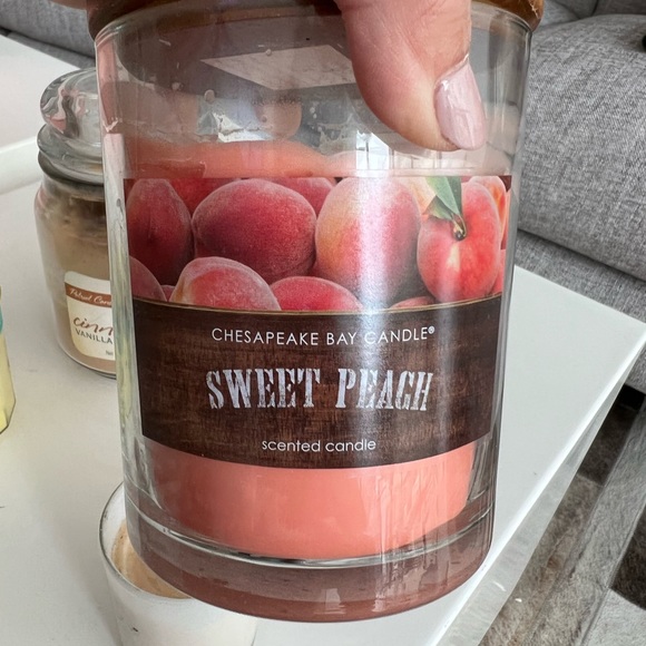 5 Assorted Candle Bundle - Picture 3 of 6